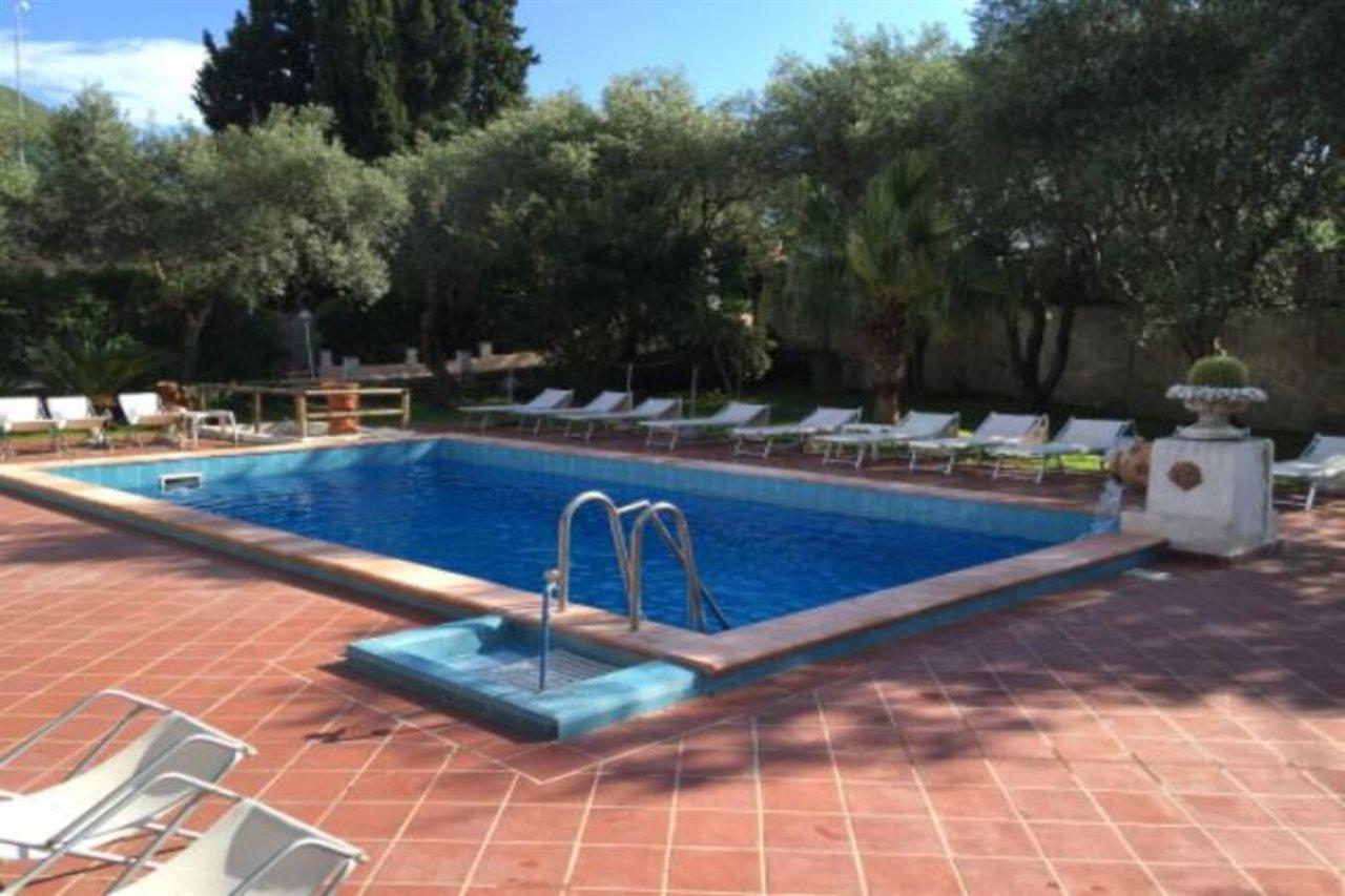 Hotel Villa Al Parco Forio di Ischia Buitenkant foto