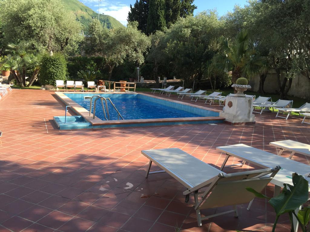 Hotel Villa Al Parco Forio di Ischia Buitenkant foto